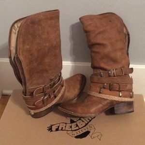 Freebird -Drove Boots